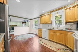 8508 Kellydale St NW, Massillon, OH 44646 - Photo 11