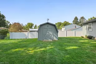 8508 Kellydale St NW, Massillon, OH 44646 - Photo 31