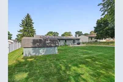 8508 Kellydale Street NW, Massillon, OH 44646 - Photo 3