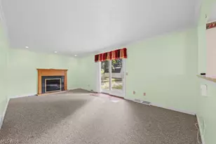 8508 Kellydale St NW, Massillon, OH 44646 - Photo 13
