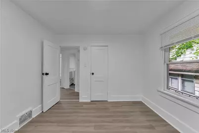 712 Roselle Avenue #B/UP, Akron, OH 44307 - Photo 15