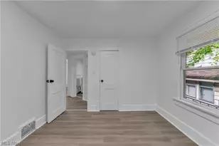 712 Roselle Ave, Akron, OH 44307 - Photo 15