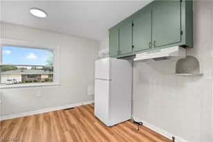 731 W 32nd St, Lorain, OH 44052 - Photo 9
