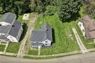 1126 Tremont Ave SE, Massillon, OH 44646 - Photo 3