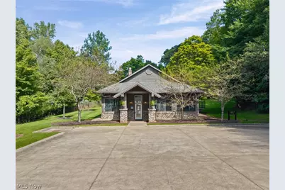 1226 Emerald Creek Drive, Grandview Heights, OH 44147 - Photo 47