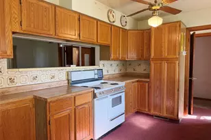 10030 Tallmadge Rd, Diamond, OH 44412 - Photo 7