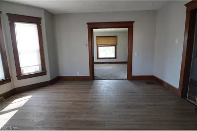 718 Clark Street, Cambridge, OH 43725 - Photo 11