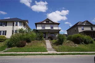718 Clark St, Cambridge, OH 43725 - Photo 1