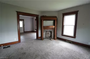 718 Clark St, Cambridge, OH 43725 - Photo 19