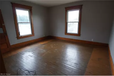 718 Clark Street, Cambridge, OH 43725 - Photo 17