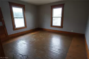 718 Clark St, Cambridge, OH 43725 - Photo 17