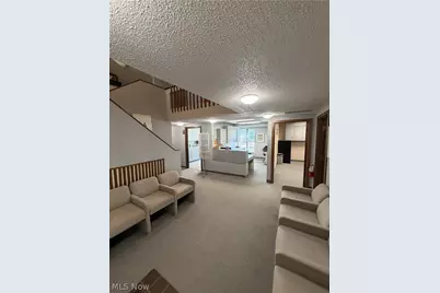 3500 W Market Street #3, Fairlawn, OH 44333 - Photo 3