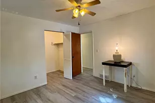 2261 7th St SW, Akron, OH 44314 - Photo 9