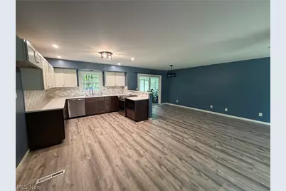 1950 Woodland Drive, Columbiana, OH 44408 - Photo 5