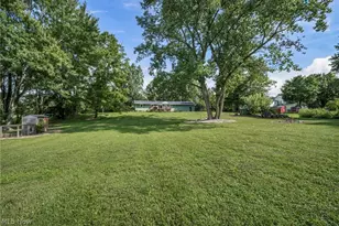 6934 Center Street NE, Hartville, OH 44632 - Photo 27
