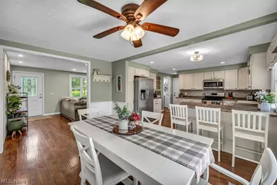 6934 Center Street NE, Hartville, OH 44632 - Photo 7
