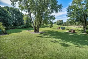 6934 Center Street NE, Hartville, OH 44632 - Photo 31