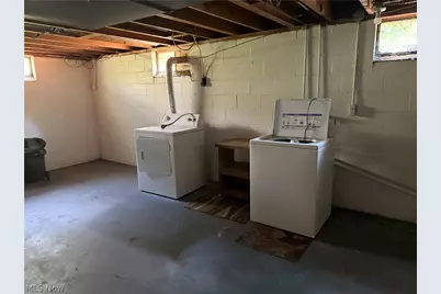 203 W Main Road, Conneaut, OH 44030 - Photo 13