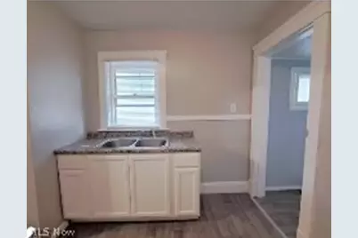 11213 Linnet Avenue, Loveland, OH 44111 - Photo 7