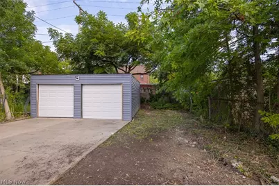 16811 Biltmore Avenue, Loveland, OH 44128 - Photo 37