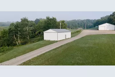 5255 Heckel Drive, Roseville, OH 43777 - Photo 29