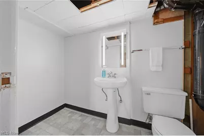 1724 Spring Valley Avenue NW, Canton, OH 44708 - Photo 23