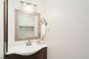 1576 W Exchange St, Akron, OH 44313 - Photo 17
