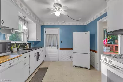 416 Morello Street SW, Canton, OH 44709 - Photo 9