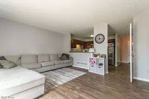 410 Rachel Ln, Avon Lake, OH 44012 - Photo 7