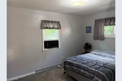 223 E Cassell Avenue, Barberton, OH 44203 - Photo 23