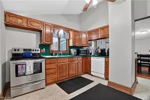 6187 Larkhall Dr, Madison, OH 44057 - Photo 11