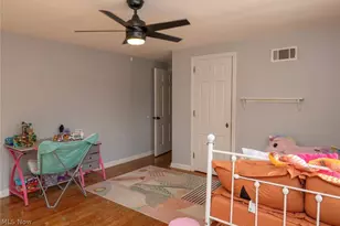 273 Griswold Dr, Youngstown, OH 44512 - Photo 19