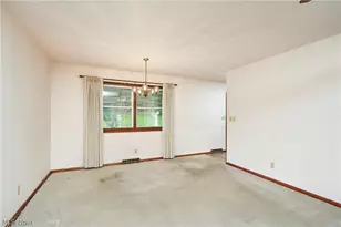 2375 Killian Rd, Akron, OH 44312 - Photo 7