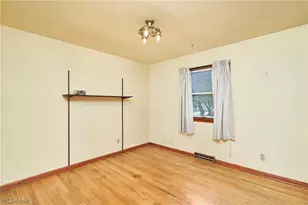2375 Killian Rd, Akron, OH 44312 - Photo 11