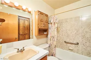 2375 Killian Rd, Akron, OH 44312 - Photo 9