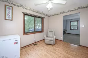 1248 Munroe Falls Kent Rd, Kent, OH 44240 - Photo 5