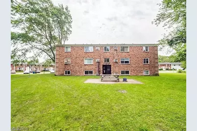 640 S Shore Court, Vermilion, OH 44089 - Photo 3