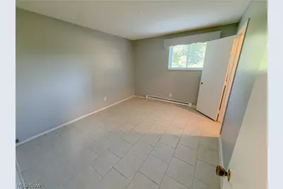 640 S Shore Court, Vermilion, OH 44089 - Photo 17