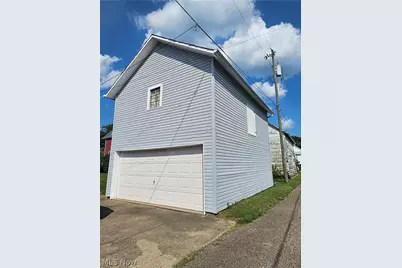 570 E Bell Avenue, McConnelsville, OH 43756 - Photo 27