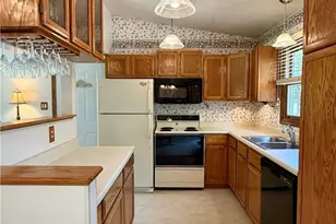 11985 Auburn Rd, Chardon, OH 44024 - Photo 7