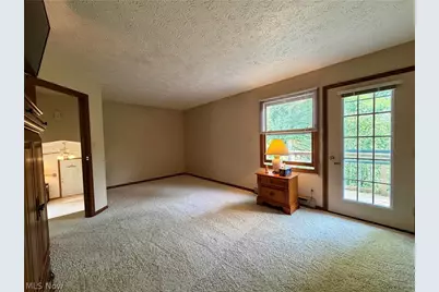 11985 Auburn Road, Chardon, OH 44024 - Photo 11