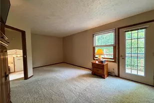 11985 Auburn Rd, Chardon, OH 44024 - Photo 11