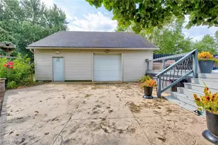 4456 Maplegrove Ave, Louisville, OH 44641 - Photo 25