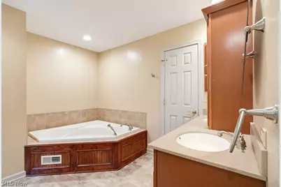 488 Schooner Lane, Northfield Center, OH 44067 - Photo 31