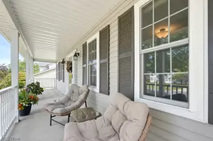 488 Schooner Ln, Northfield Center, OH 44067 - Photo 3