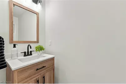 32253 Walker Road, Avon Lake, OH 44012 - Photo 21