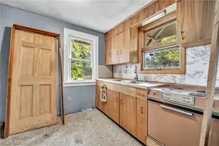 1494 Lakeland Ave, Akron, OH 44320 - Photo 19