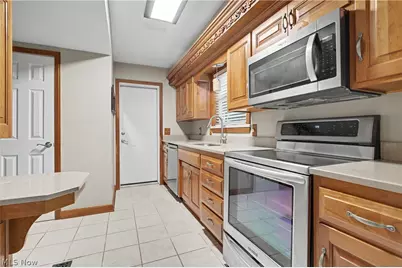 78 Yardley Lane, Akron, OH 44313 - Photo 13