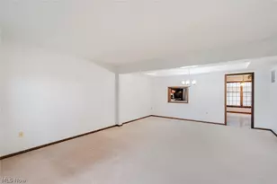 200 Talsman Dr, Canfield, OH 44406 - Photo 9