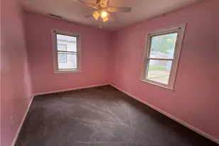 625 Delaware Ave, Elyria, OH 44035 - Photo 11